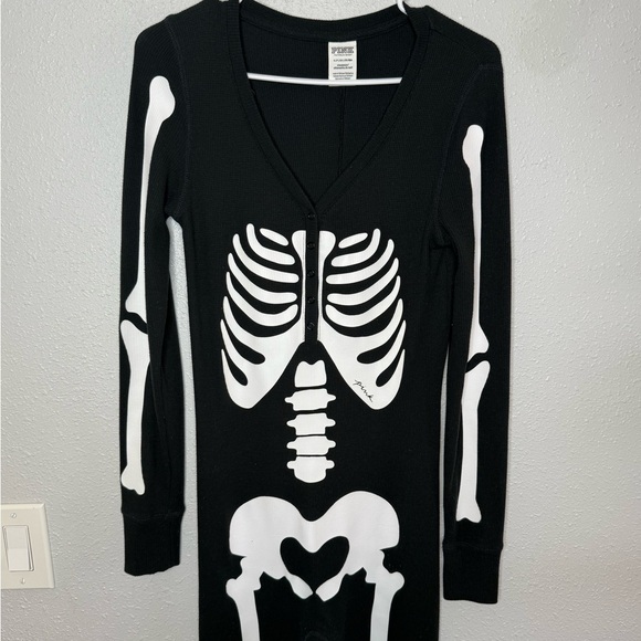 PINK Victoria's Secret Thermal Skeleton One Piece Pajama Size Small - Picture 3 of 5